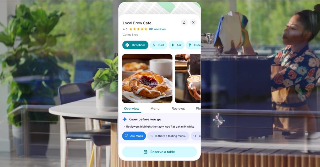 Fiche Google Maps d'un café affichant avis, photos de pâtisseries et café, et options de réservation